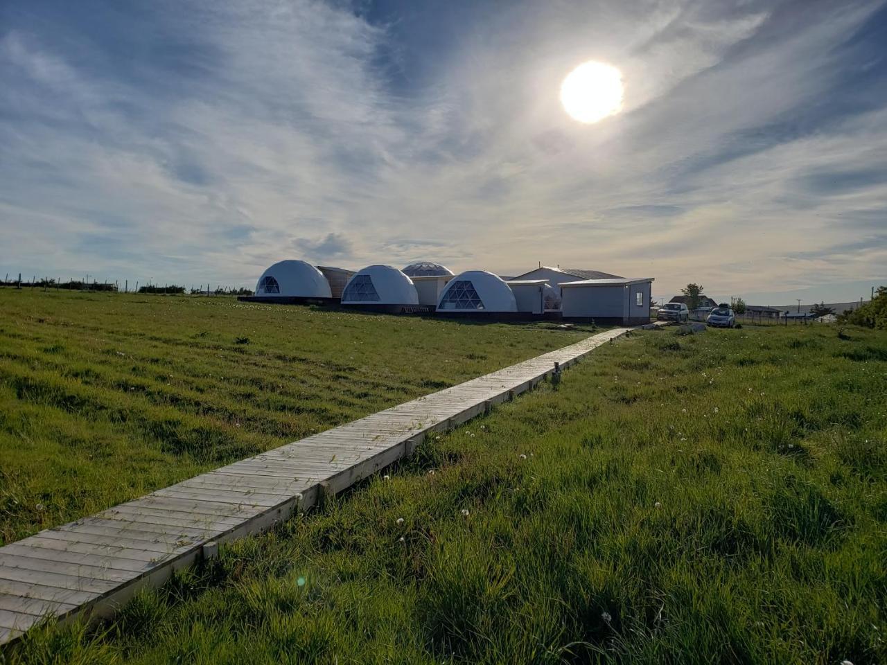 Garden Domes Villa Пуерто Наталес Екстериор снимка