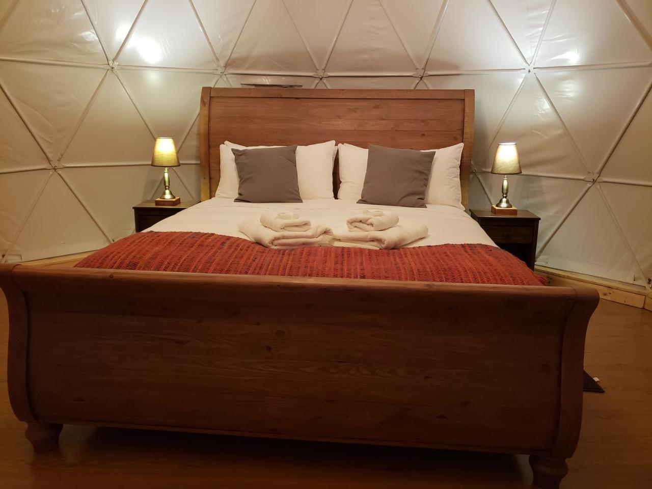 Garden Domes Villa Пуерто Наталес Екстериор снимка